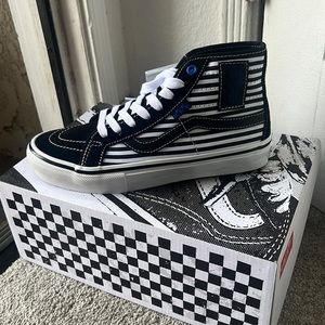 Men’s 6.5 Vans skate sk8-hi